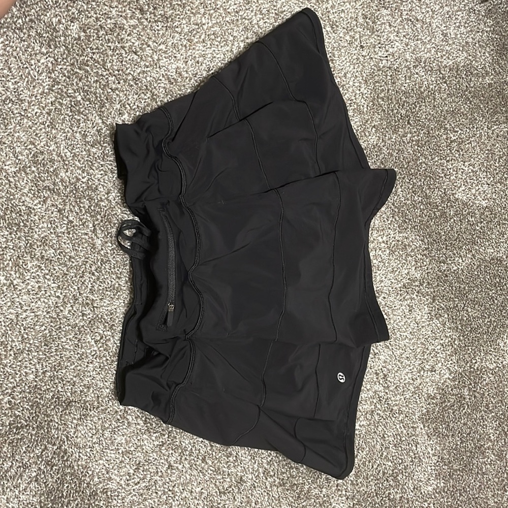 Lu lu lemon tall skirt size 8